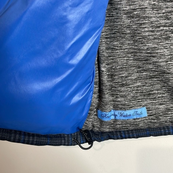 Robert Graham | Men’s Oswego Blue Grey Plaid Full Zip Vest Size Medium - Picture 7 of 7